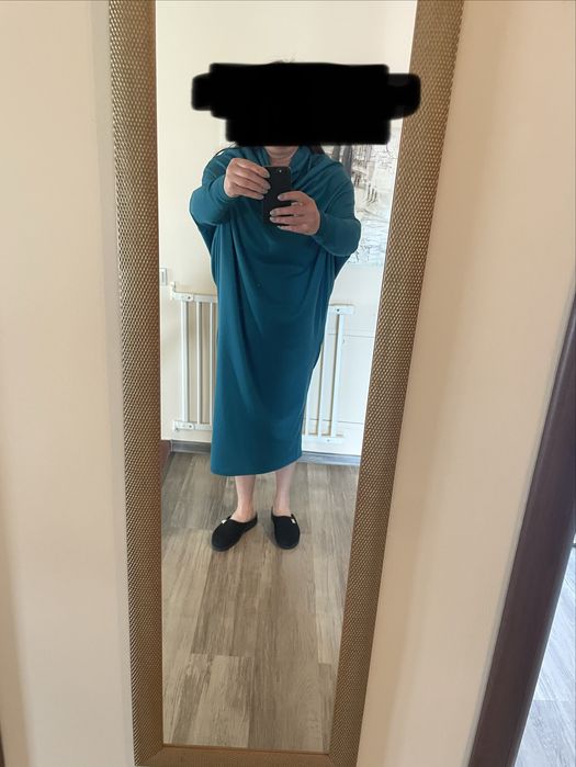 2 rochii identice culori deferite