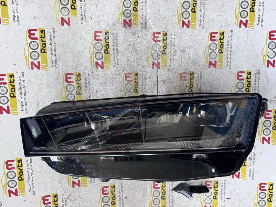 Far stanga full LED Skoda Octavia 4 2020-2025