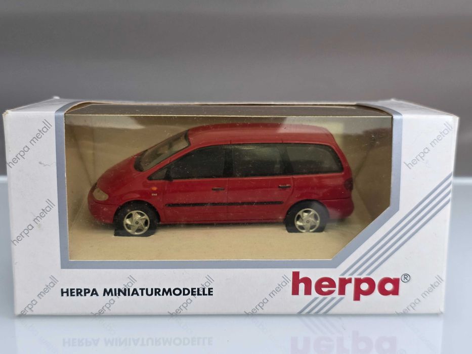 Macheta Auto 1/43 Herpa Metal Seat Alhambra