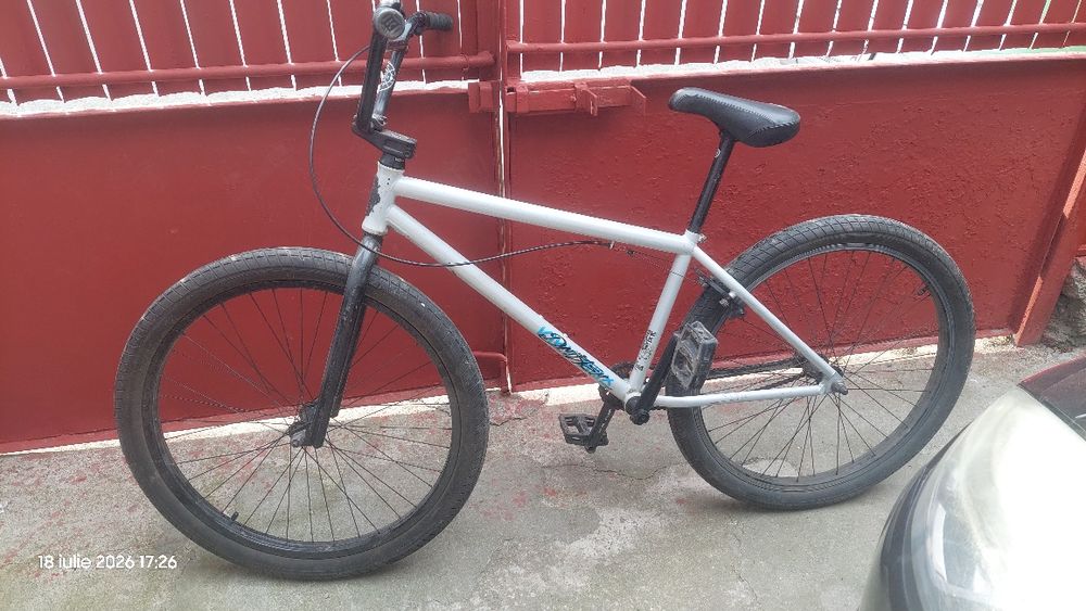 Bicicleta BMX Kink 26"