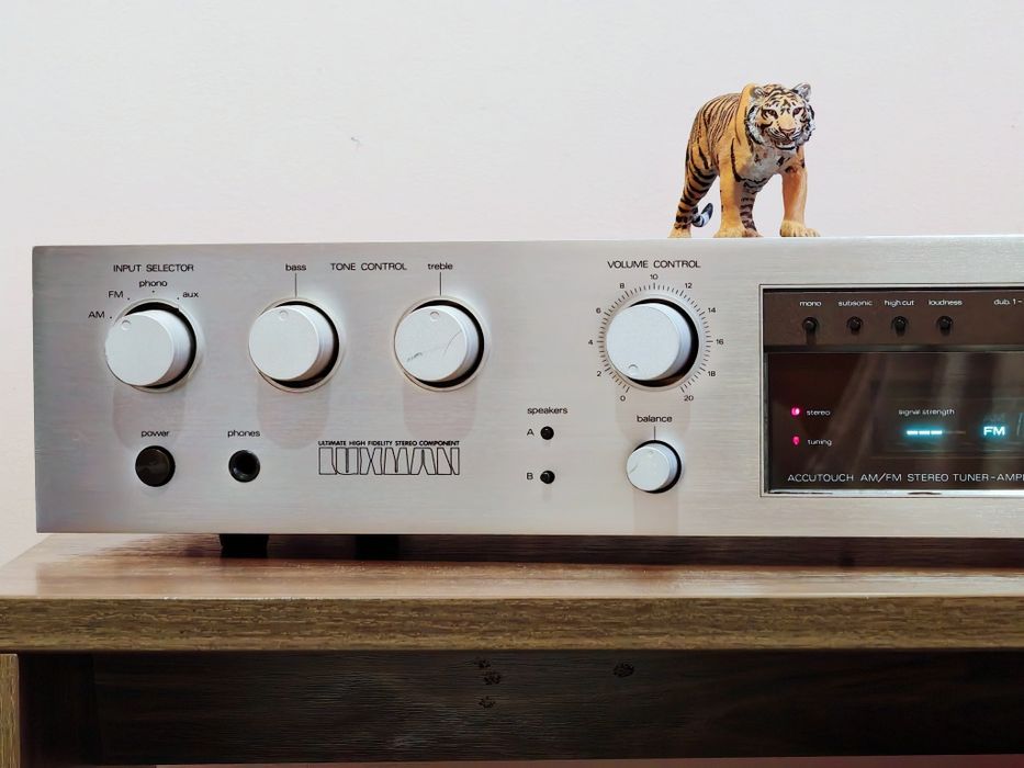 Luxman R-2040. Receiver rar, plin de nostalgie. Sunet de top. Preț fix