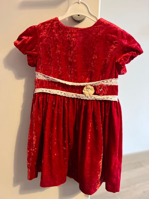 Rochie Mayoral 6 ani, 116 cm, catifea rosie, purtata 1 data