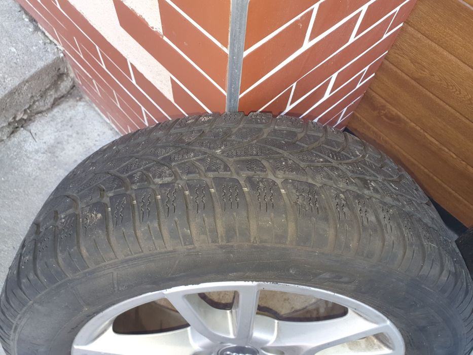 Vand set janta Audi cu cauciucuri iarna  215/60 R17