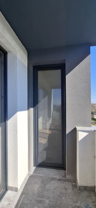 Плисе комарници: Квинтeсенцията на модерната защита