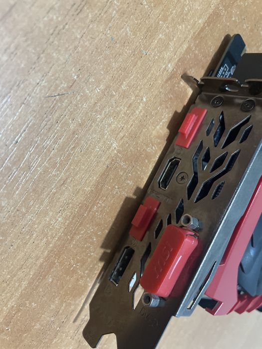 Продам Gigabyte GTX1070 - 8Gb