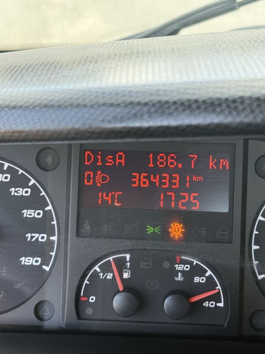 Autoplatforma iveco 35C15; 5.2m; 2014; perne; A/C