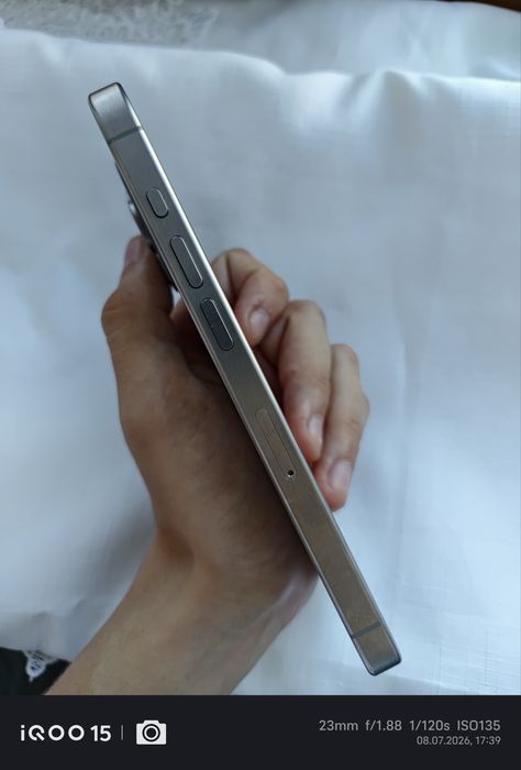 iPhone 15 Pro 256 GB | Original | Natural Titanium