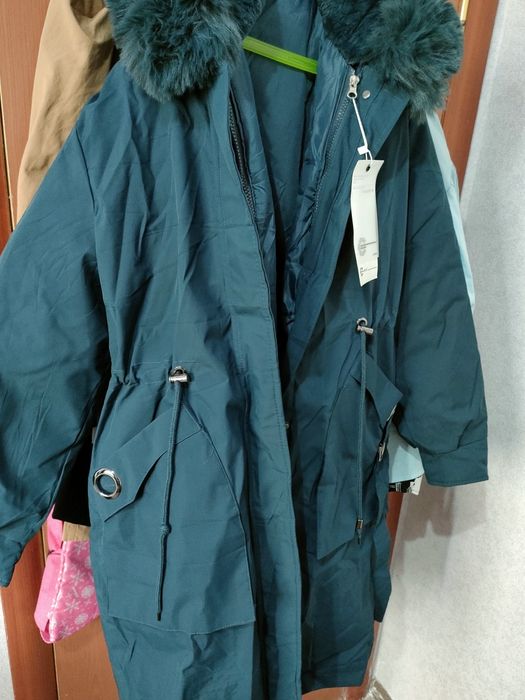 Продам куртки, зимние новые