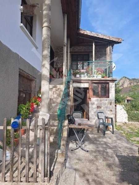 Продава се Къща в с. Врата, Област Пловдив - 170 кв.м за 1030 €/кв.м - Снимка #3