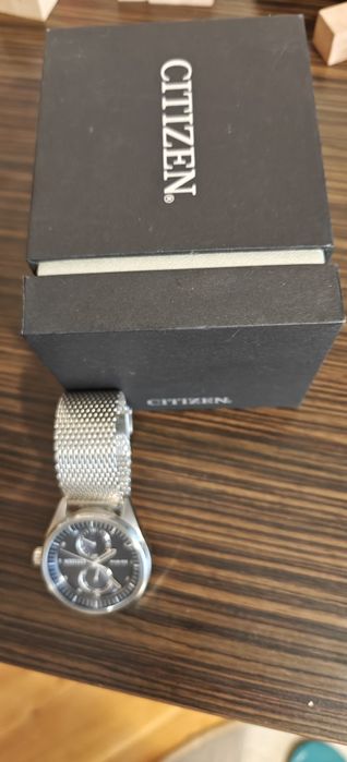 Vând ceas CITIZEN ECO-DRIVE BU3011- 83L