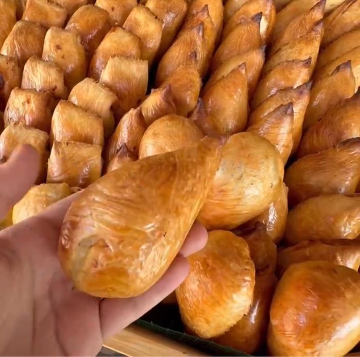 Zakas Somsa qilib beramiz yeg’inlarga bizda xamir ham bor.