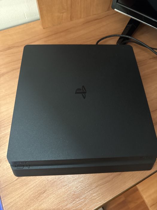 Vand ps4  de  1 Tb