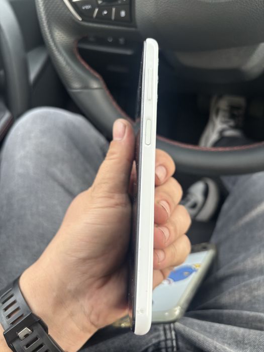 Самсунг а13 в хорошем состоянии