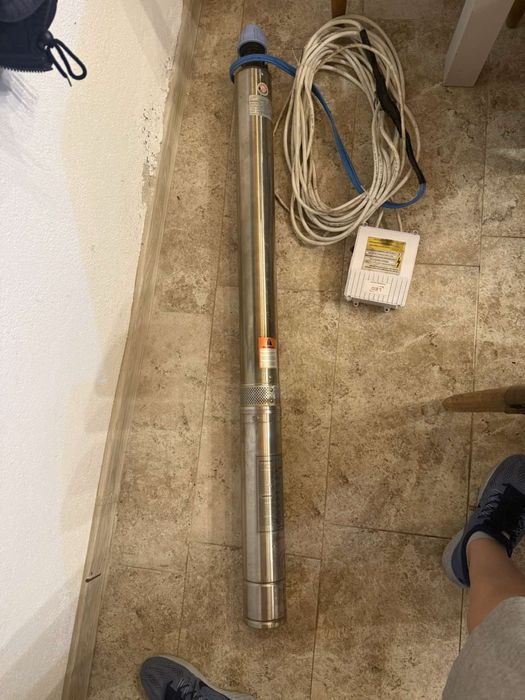 Потопяема сондажна помпа LEO 4XRm3/22-1.5