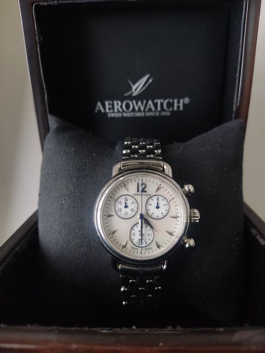 Оригинальные швейцарские часы