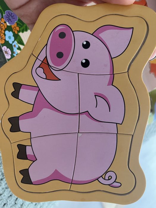 Puzzle din lemn cu animalute si fructe