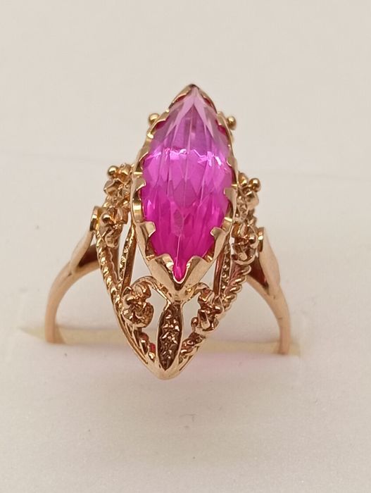 Руско злато. Пръстен