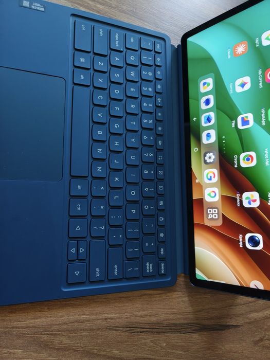 Таблет Lenovo Yoga Tab Plus