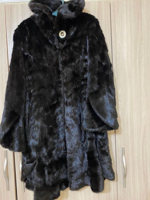 Продам Шубу Норка с Капюшоном