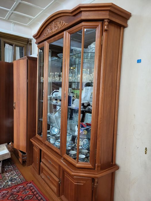 Продаю свой мебель