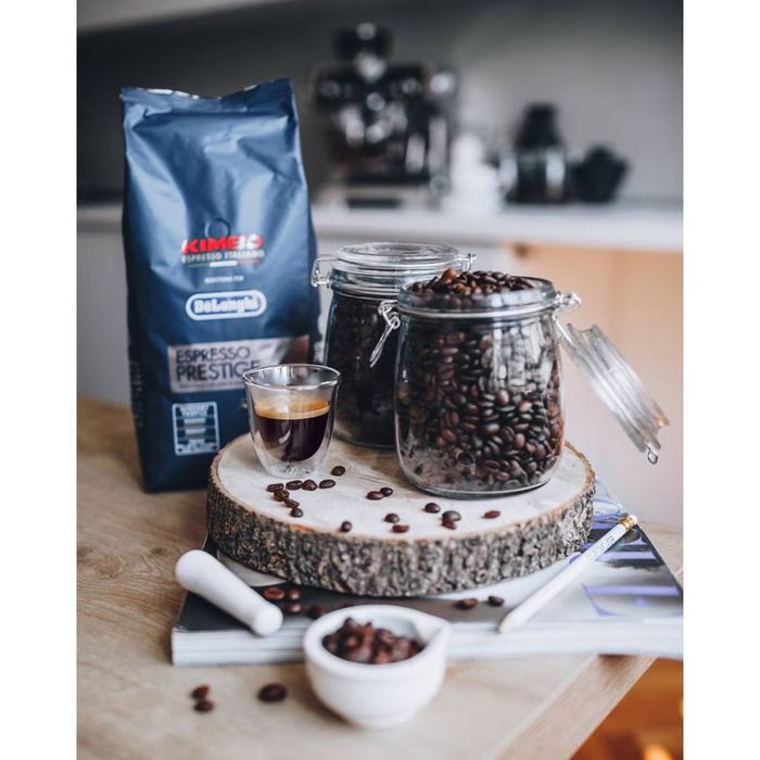Зерновой кофе DeLonghi Kimbo Espresso Prestige 1 кг