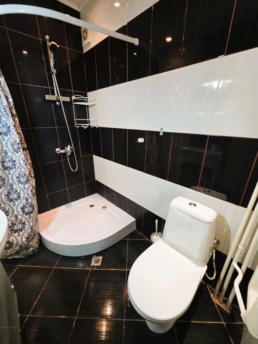 Дава се под наем Двустаен апартамент в София, Хиподрума - 70 кв.м за 548.25 € - Снимка #11