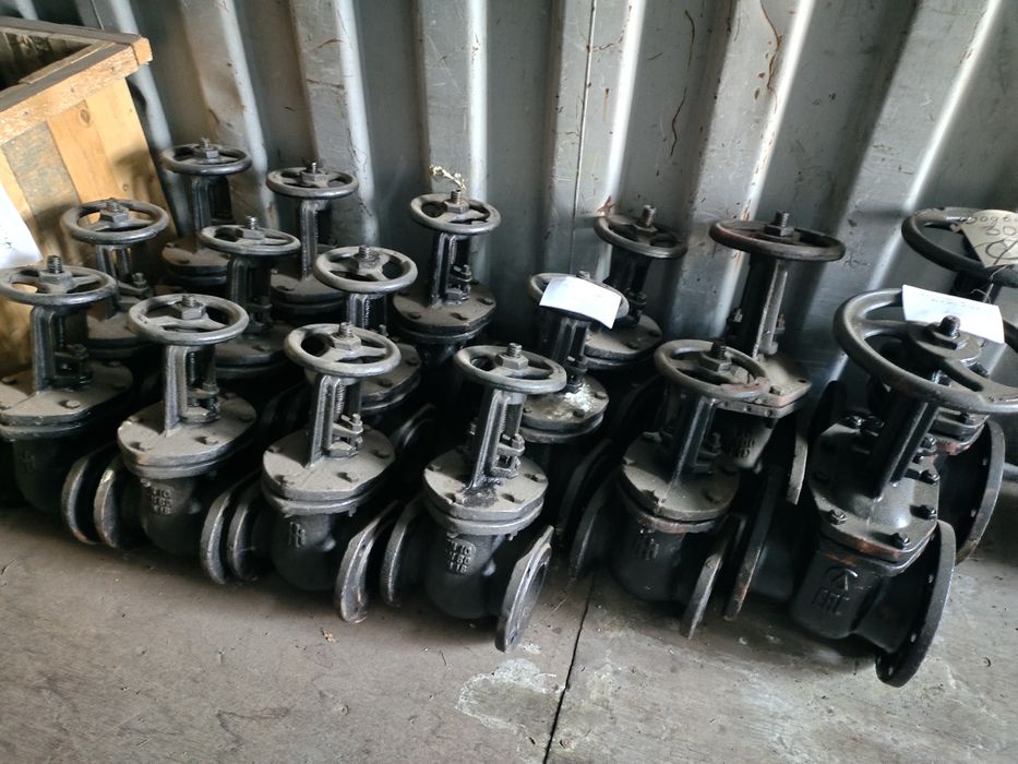 Задвижки чугунные д100 ру16