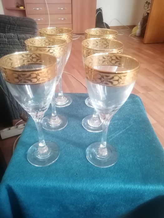 Pahare cristal deosebite