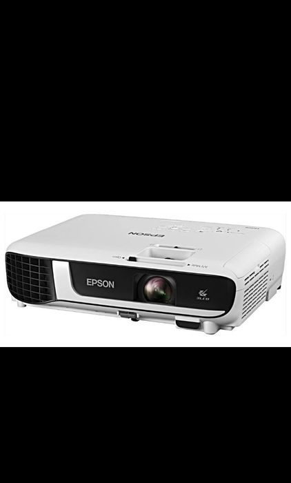 EPSON EB FH52 project