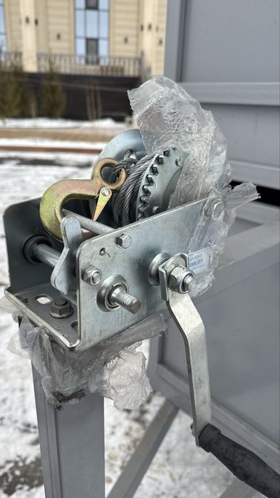 Коневозка (прицеп для перевозки лошадей)