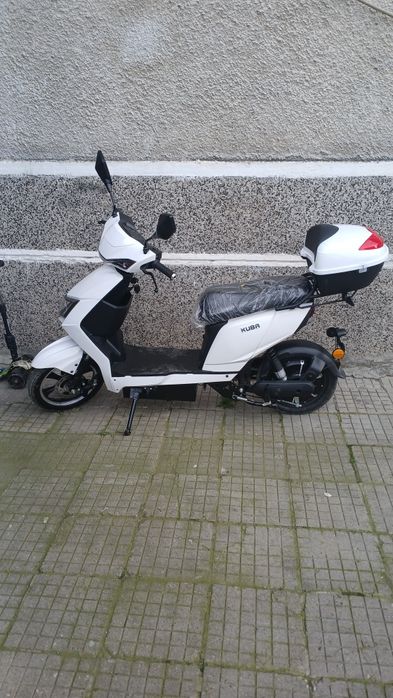 електрически скутер