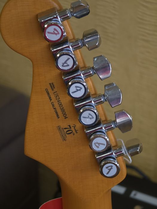 Fender American Ultra II Stratocaster Sinister Red