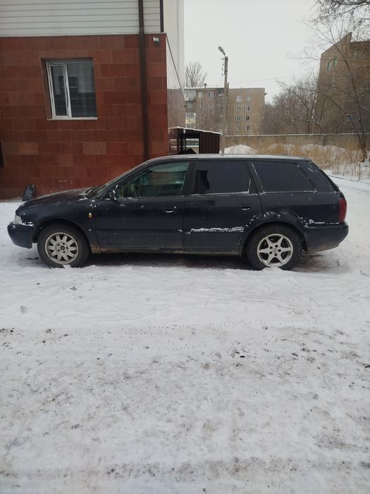 Ауди А4  универсал