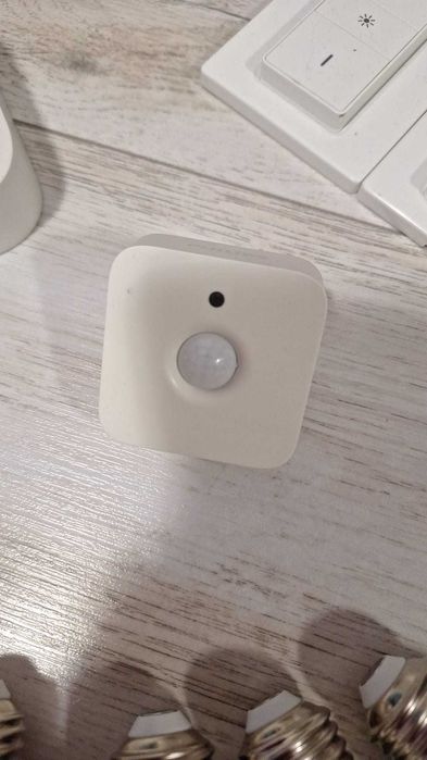 Philips Hue - accesorii si becuri - pachet complet