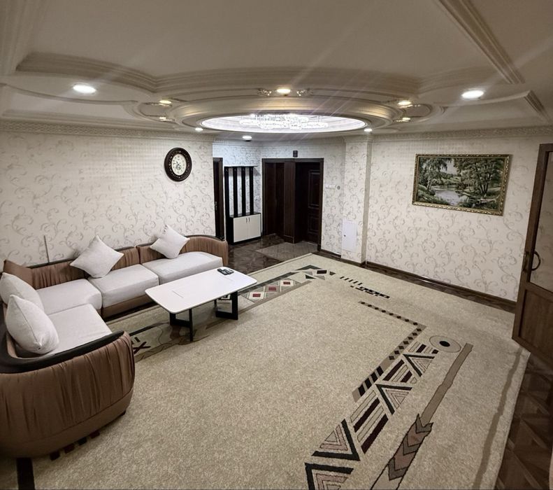 Квартира в центре продается 3/1/4. 76,1кв/м с подвалом и парковкой