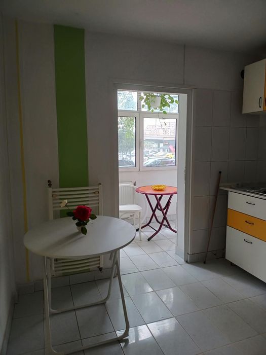Ap 3 camere decomandat, parter, Aleea Nicolina 13, complet mobilat si utilat