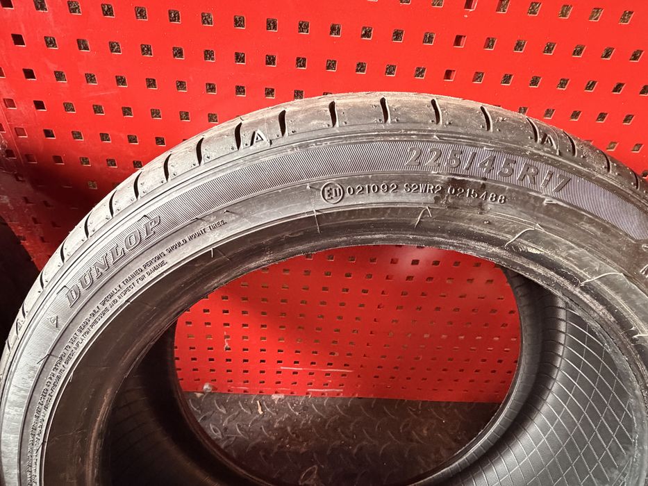 Anvelope vara Dunlop SP Sport Maxx 225/45/R17