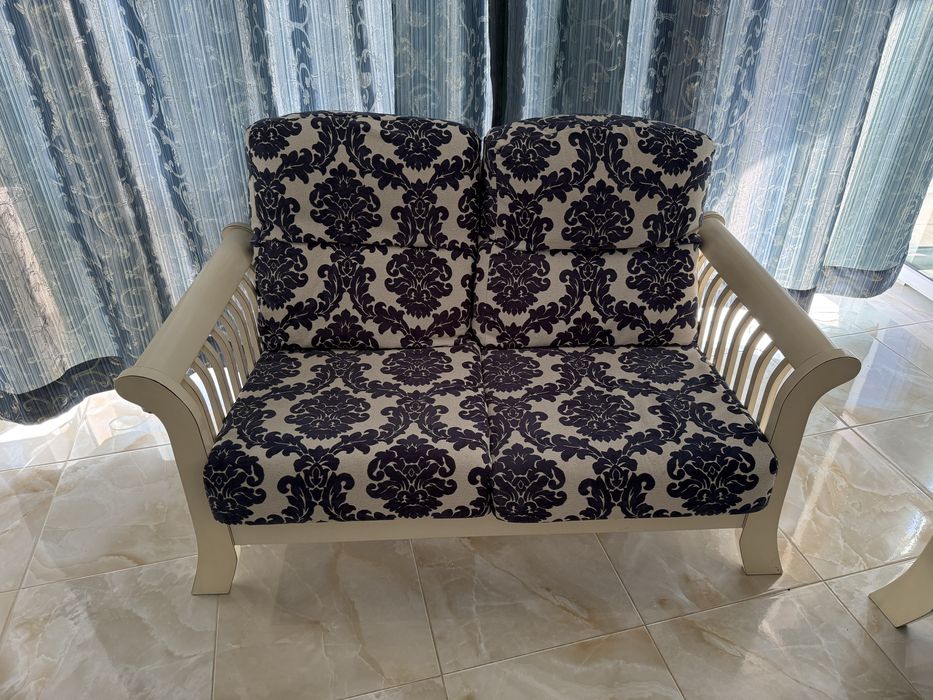 Холов комплект от 3 части (диван)