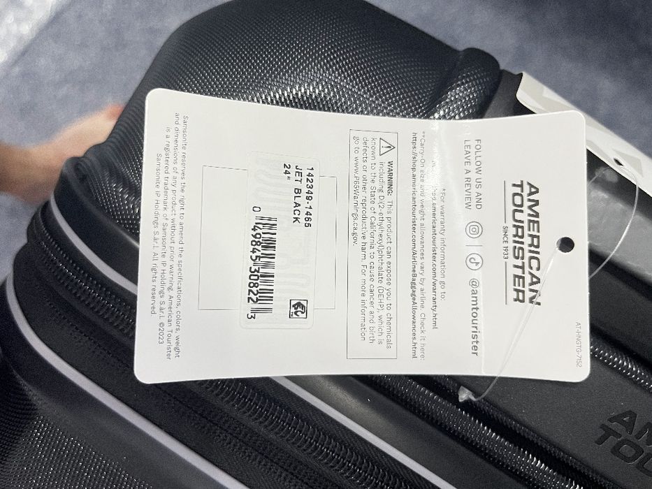 Новый чемодан American Tourister, 24" Spinner, оригинал, расширяющийся