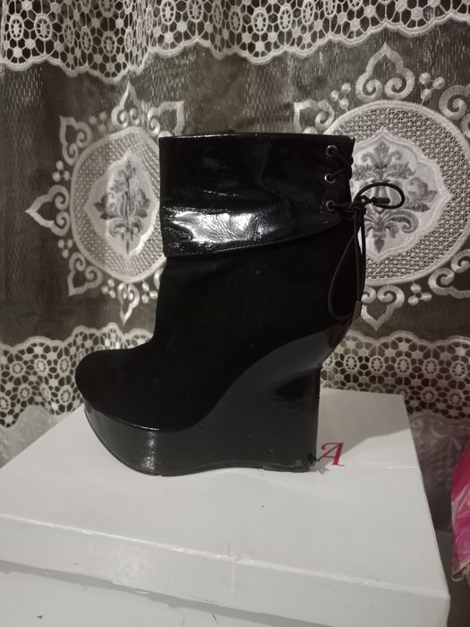 Осенние сапоги.35 размер 36 келеді