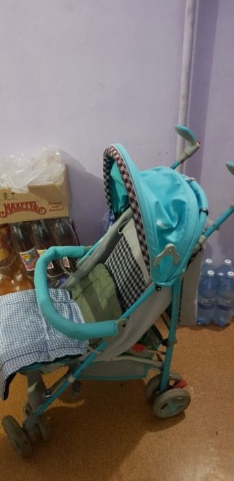 Продам летнюю детскую коляску
