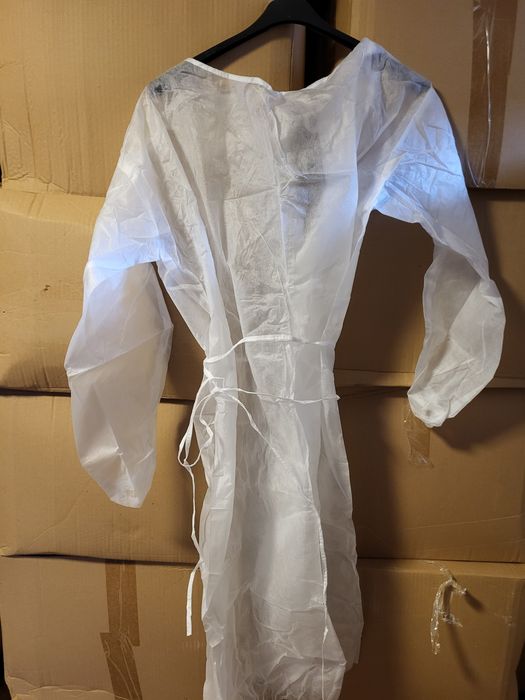 Halate de unica folosinta polipropilena 30-40 gr/m2