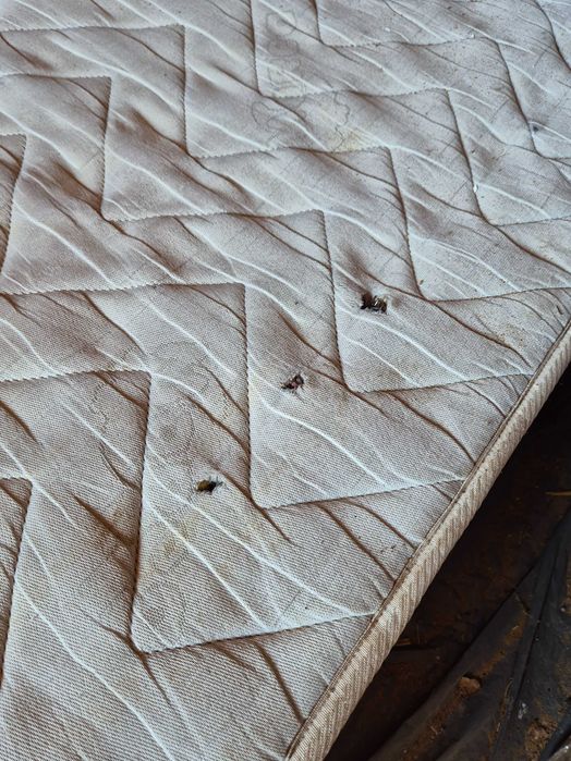 Ъглъвки с Мартак 90x200