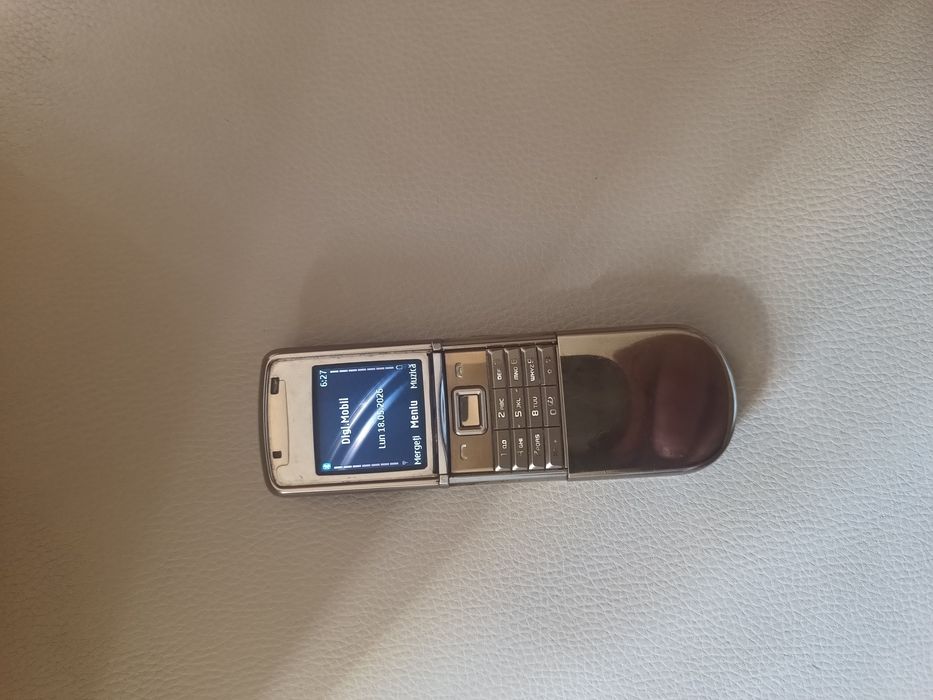 Vând Nokia 8800 Sirocco Gold