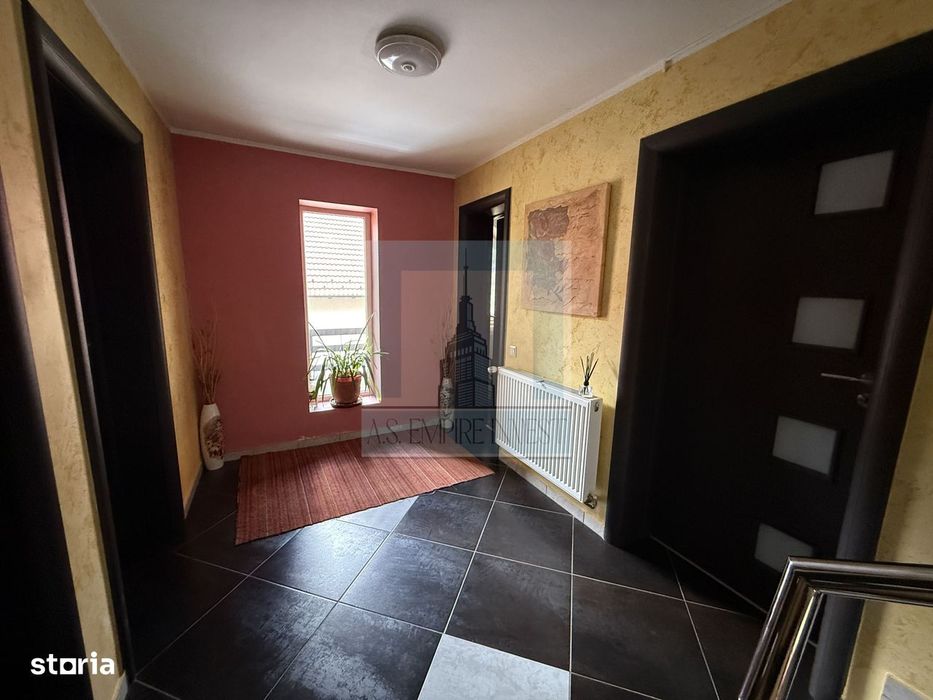 Casa/vila P+E+M, individuala ,730 mp teren-Timișul de jos