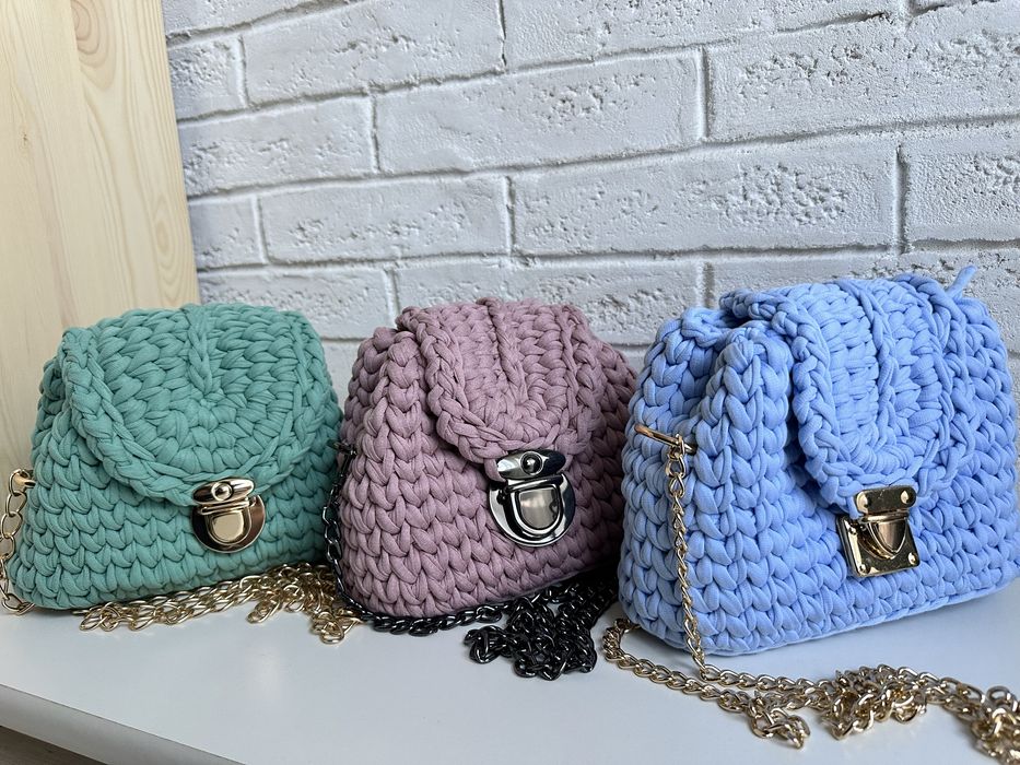 Ръчно плетена чанта бордо