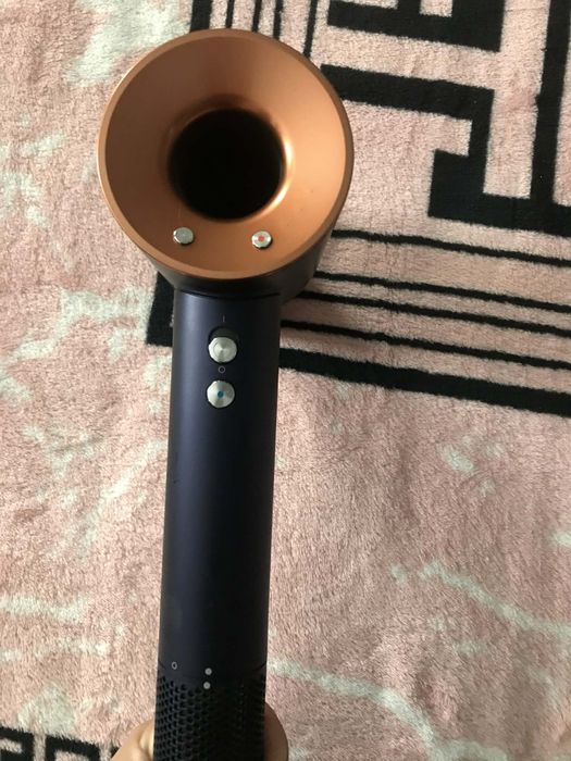 Feon Dyson folosit de 2 ori e ca si nou