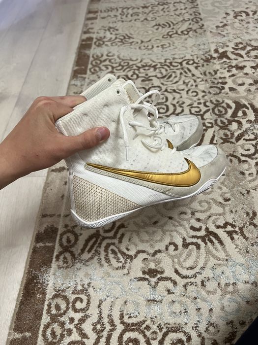 nike machomai 3