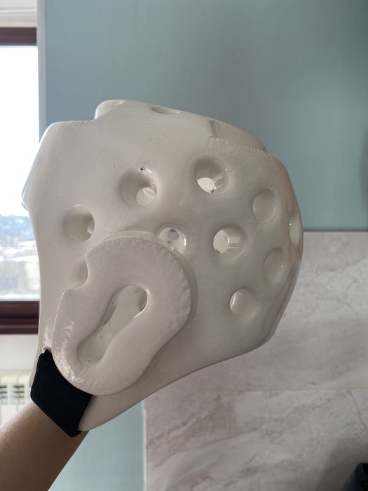 Шлем карате перчатки