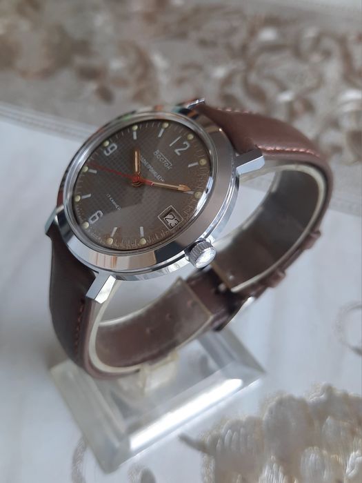 Часы Восток-17камней